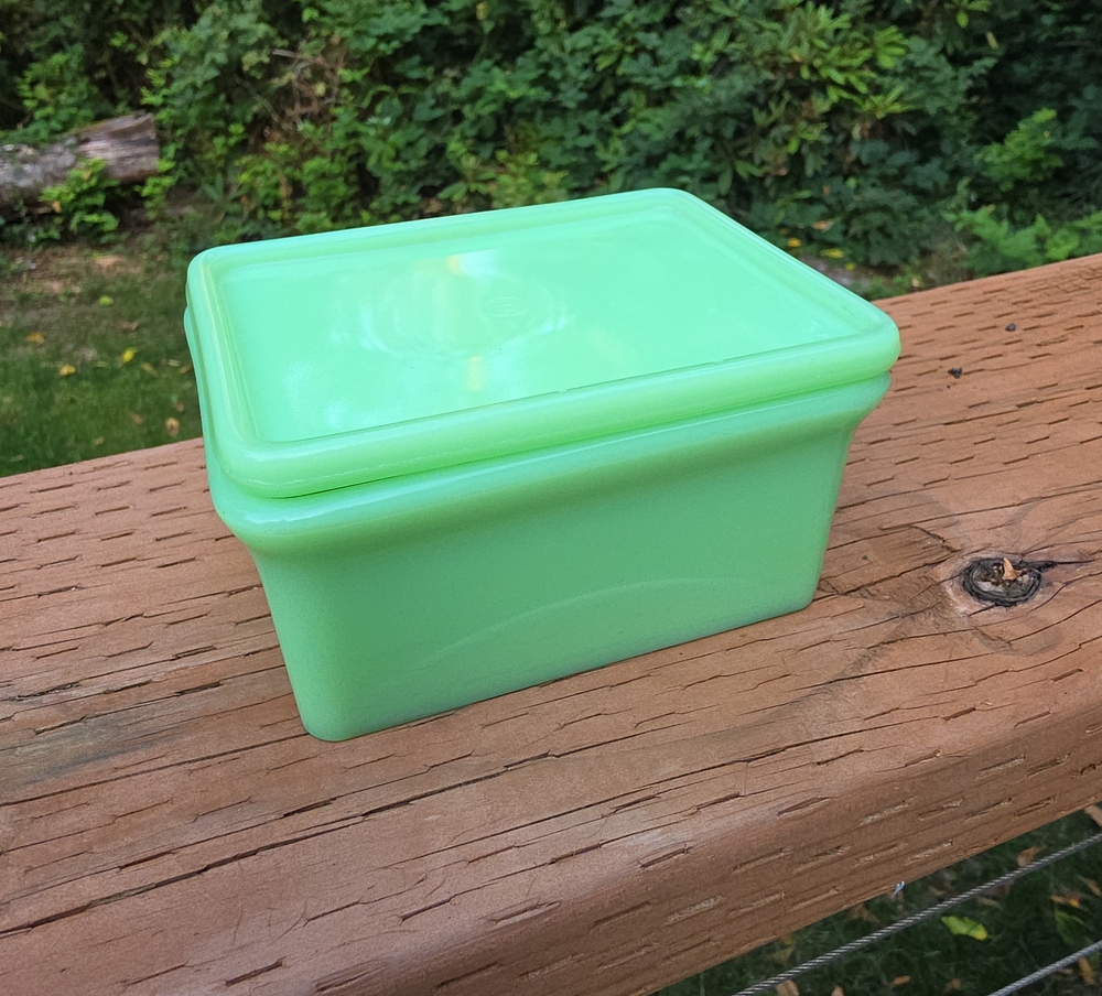 McKee Glass Company Jadite Small refrigerator dish